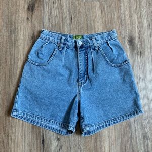 Vintage Espirit Shorts